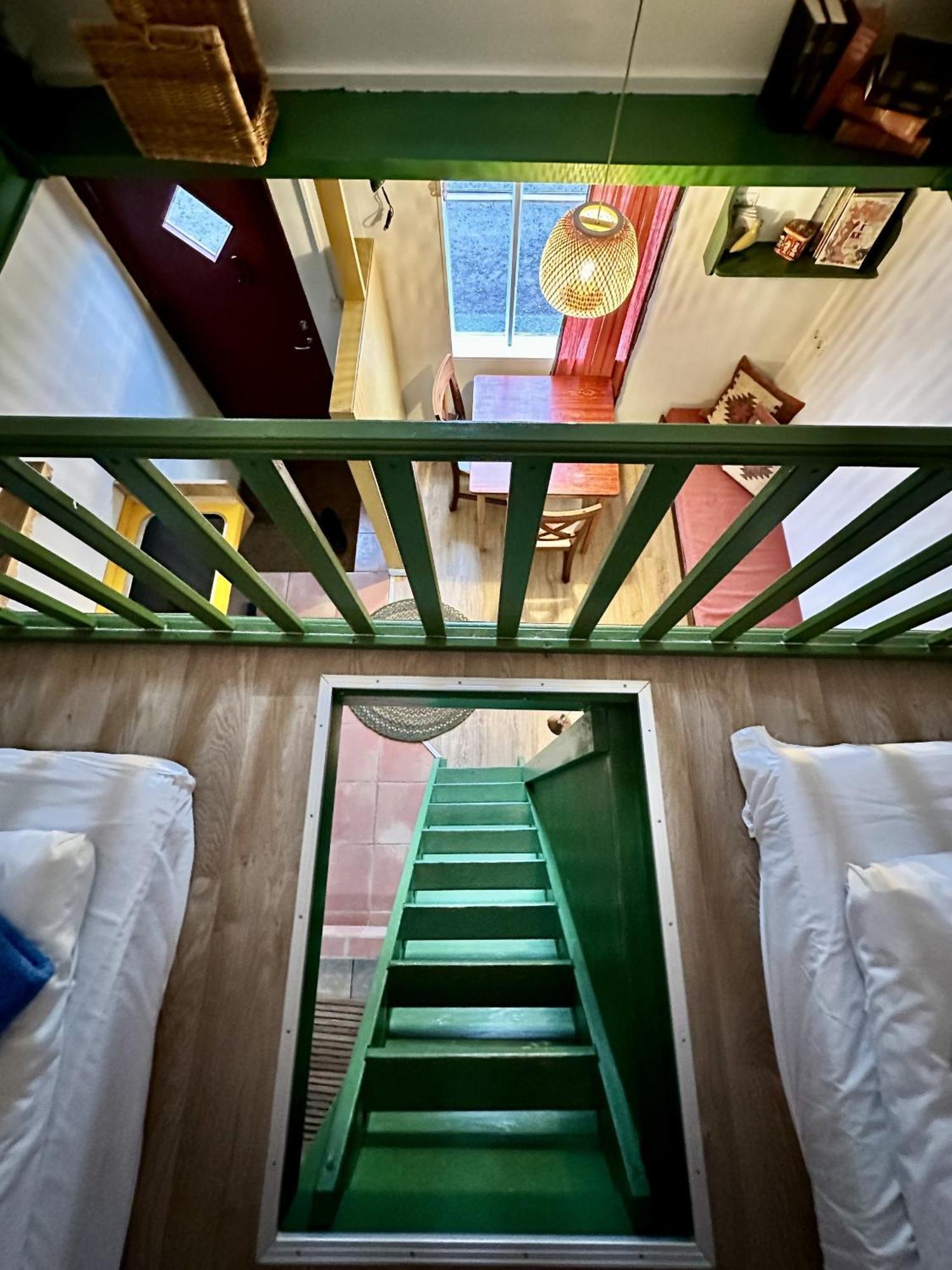 Berunes Hi Hostel Екстериор снимка