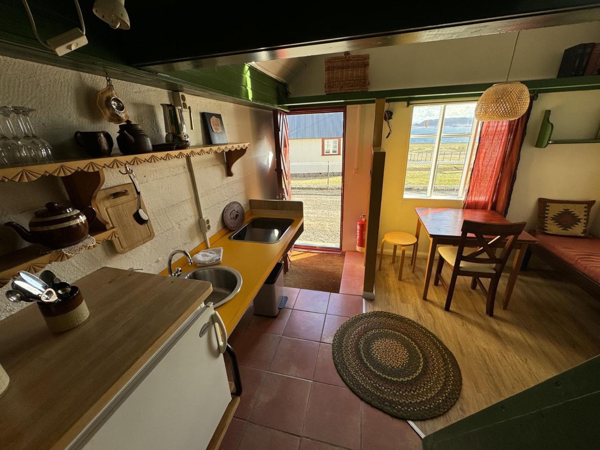 Berunes Hi Hostel Екстериор снимка